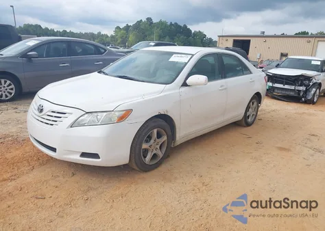2007 Toyota Camry Le z USA, uszkodzony, nr VIN JTNBE46K073100422